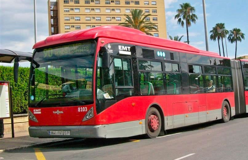 Buses-in-Valencia-experiences-and-gateways