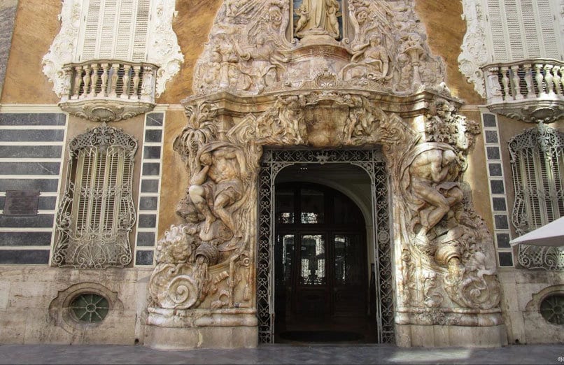 Ceramics-Museum.-Marqués-de-Dos-Aguas-Palace-Valencia-experiences-and-gateways