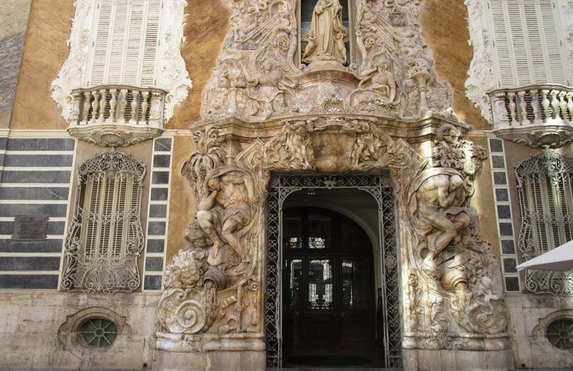 Ceramics-Museum.-Marqués-de-Dos-Aguas-Palace-valencia-experiences-and-gateways