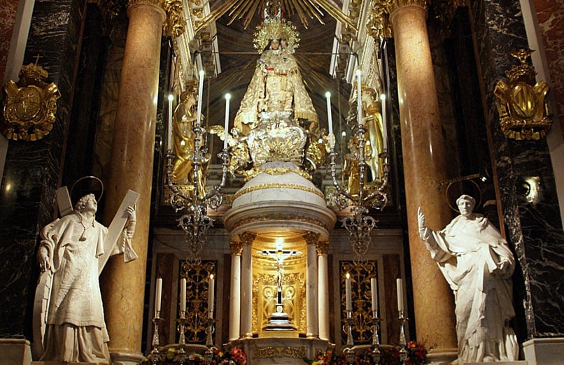 basilica-virgen-de-los-desamparados-valencia-experiences-and-gateways