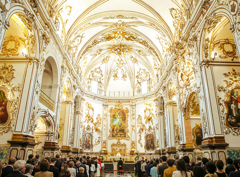 Secretos vibrantes de la Iglesia de San Juan de la Cruz