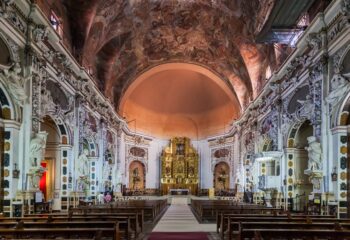 Iglesia-Santos-Juanes-Foto-Diego-Delso