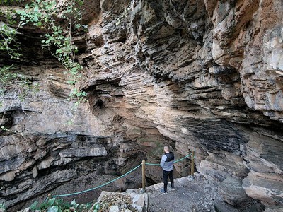 Cueva de Chirivilla en Gátova, Valencia