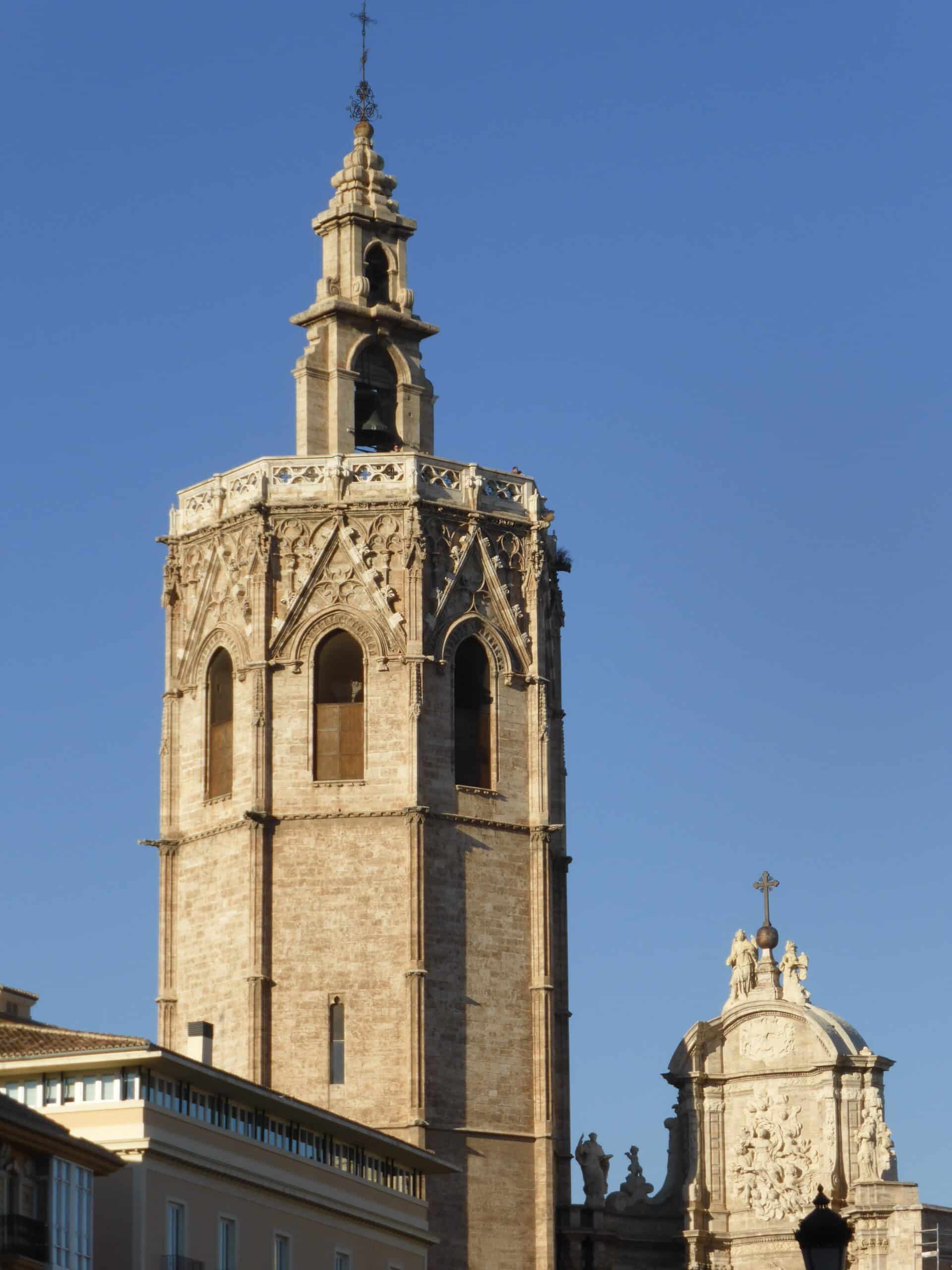El_Miguelete_o_Micalet,_torre_de_la_catedral_de_Valencia,_España