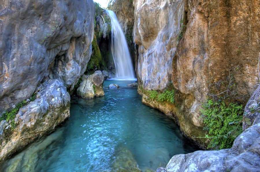 Descubre las maravillas acuáticas de les Fonts de l’Algar, un paraíso natural sumergido