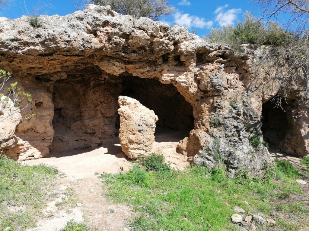 Cuevas-del-Sargal-Viver-1