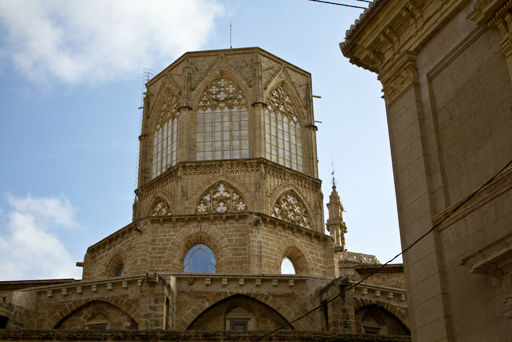 2. Adentrándose en la historia: un recorrido detallado por los siglos de legado en ‍la Catedral ‍de Valencia
