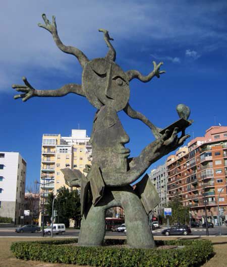 Escultura de Juan García Ripollès a València | Valencia españa, Monumentos, Esculturas