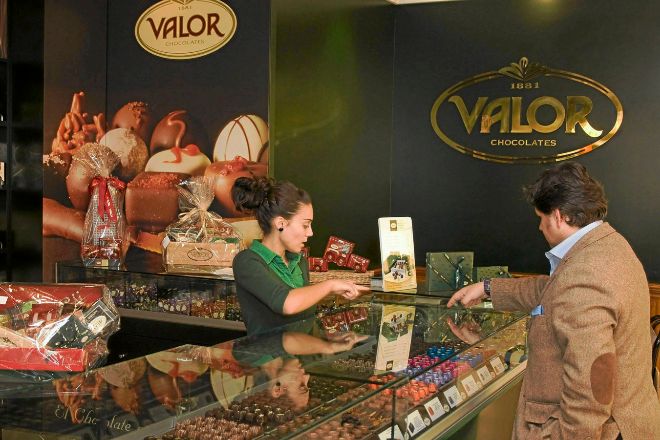 Chocolates Valor sube un 20% el sueldo a los trabajadores de sus fábricas | Comunidad Valenciana