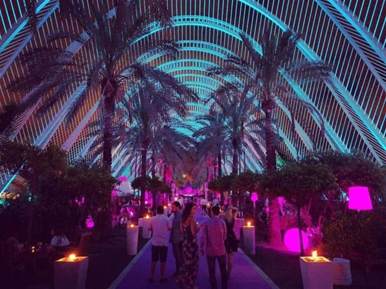 Valencia-de-noche