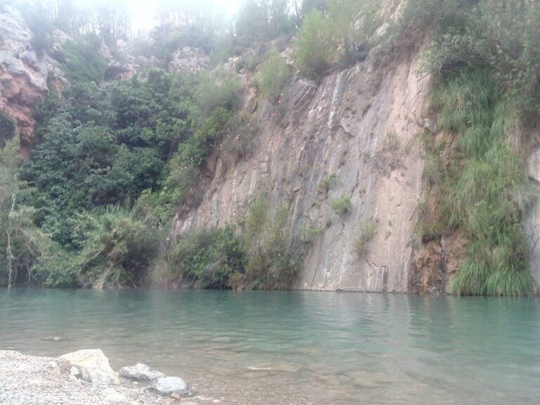 Descubre la belleza natural de Montanejos en Castellón