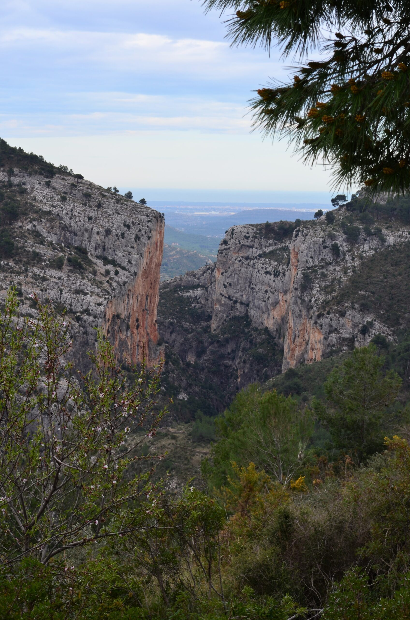 1. Descubriendo el legado histórico de Rodrigo Díaz de Vivar: Comenzando la aventura en la Ruta del Cid