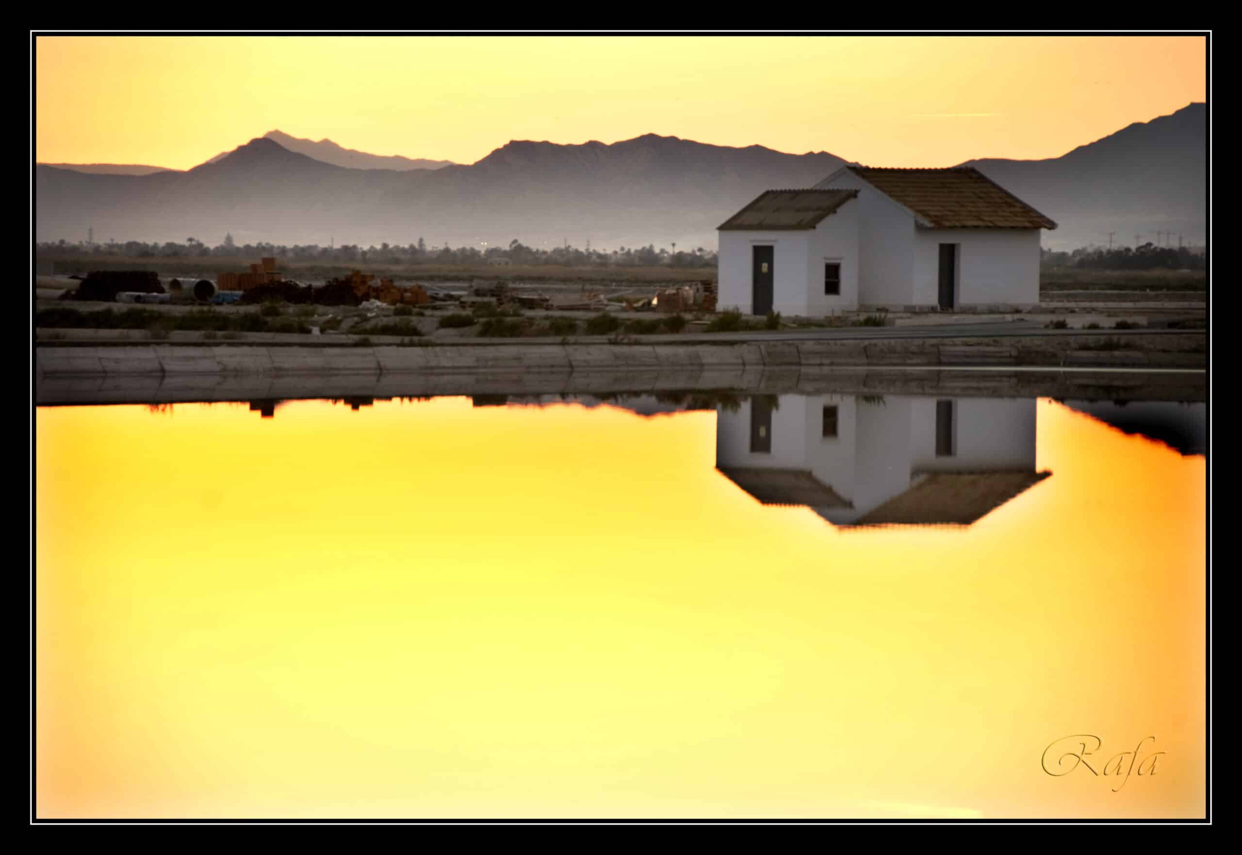 Santa Pola: Paraíso Mediterráneo de Encanto y Tradición