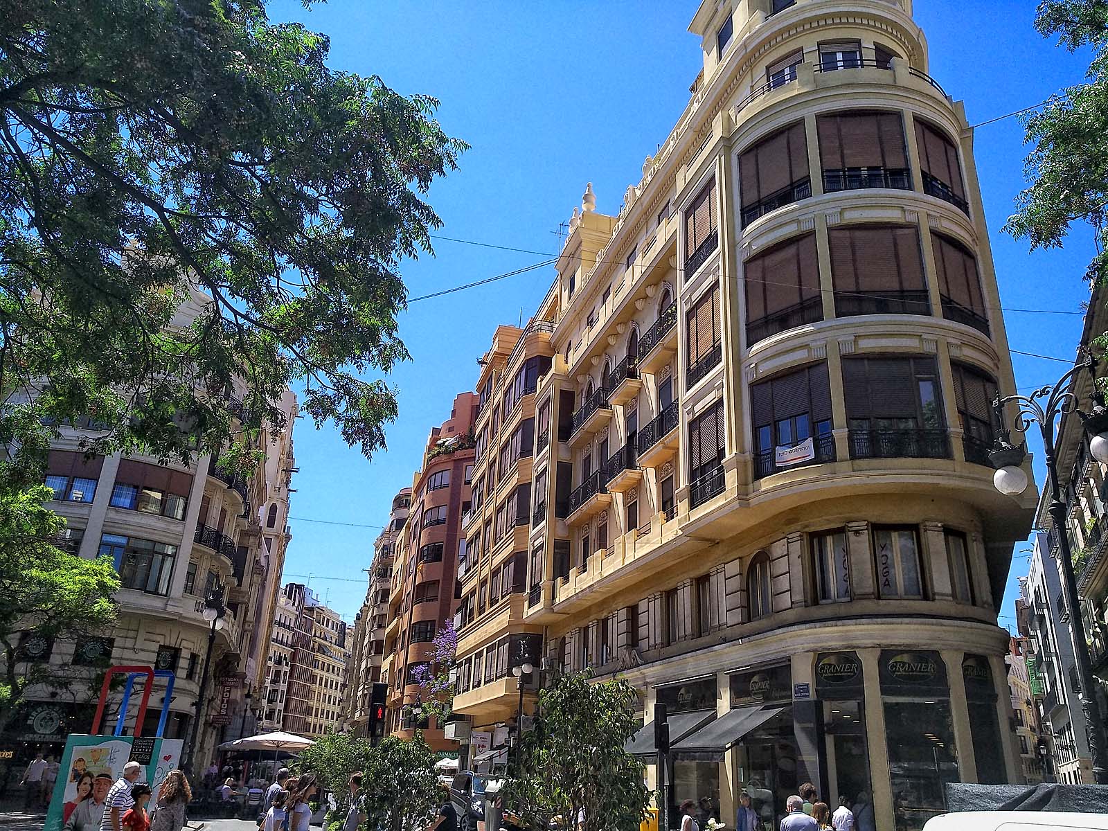 Gestalguinos: 40 años de magia y tradición en Valencia