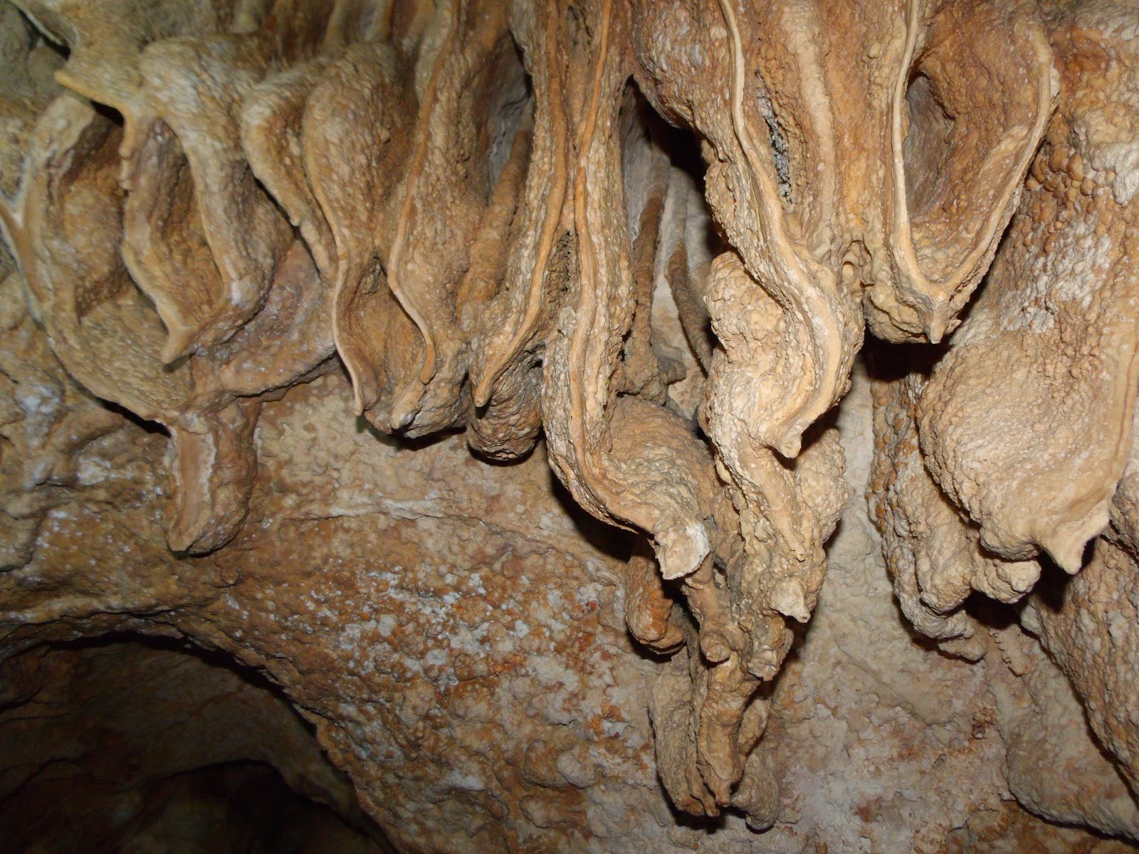 COVA-DE-BOLUMINI-EN-BENIARBEIG