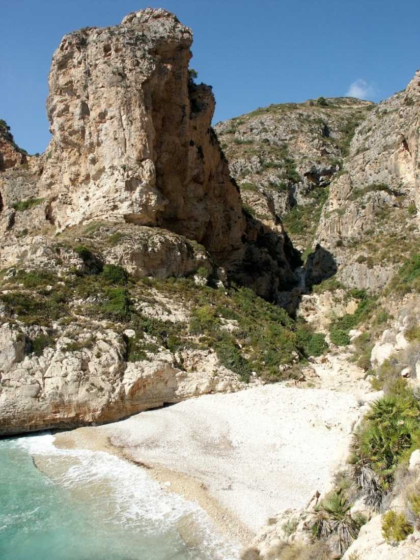 Cala-Testos-1