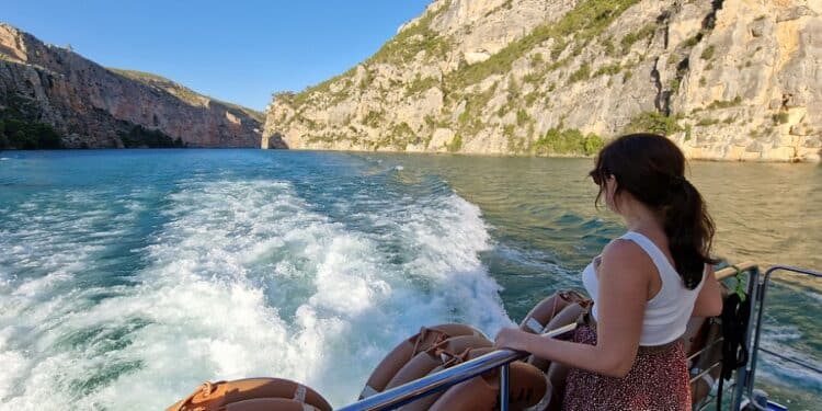 Crucero-fluvial-Cofrentes