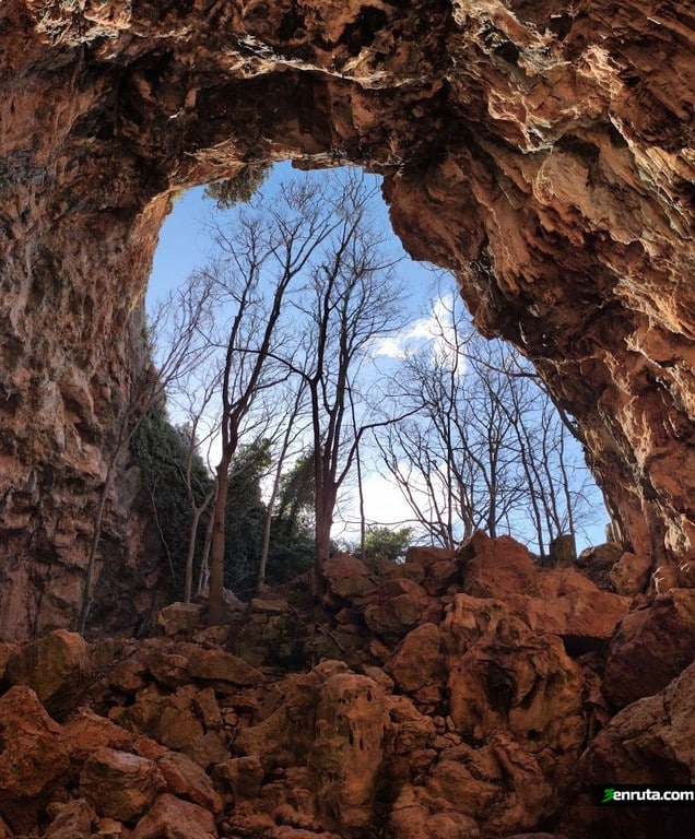 Cueva de los Diablos en Gestalgar, Valencia