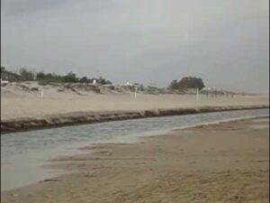 Desembocadura de la Séquia del Vedat en Oliva, Valencia