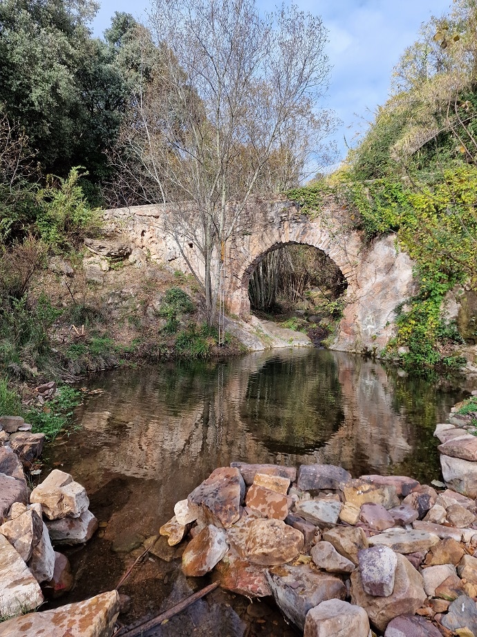 Puente-romano-y-Pozo-del-Molino-de-Higueras