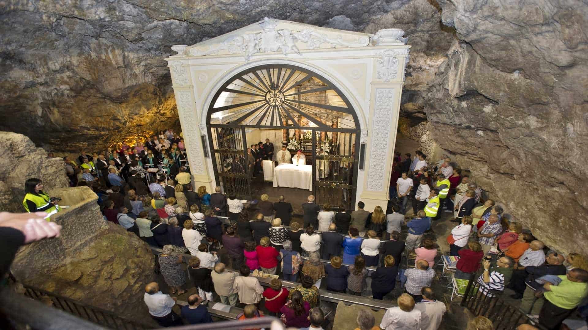 Romeria-Cueva-santa