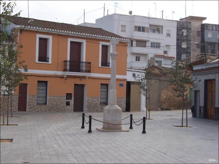 benimamet-plaza-cruz01