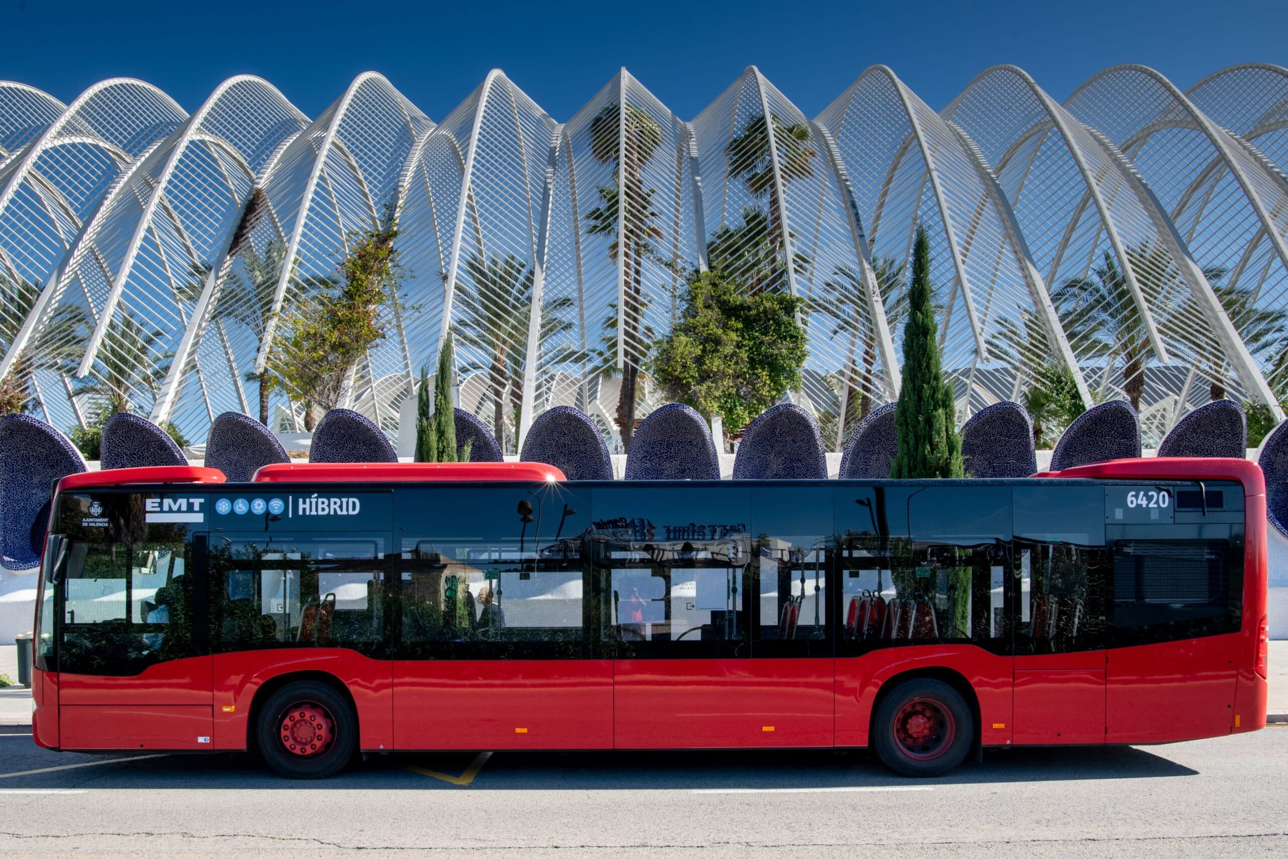 Discover the Easiest Way to Pay for Your Valencia Bus Ride ...