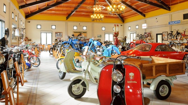 el Museo de Vehículos Históricos en Guadalest