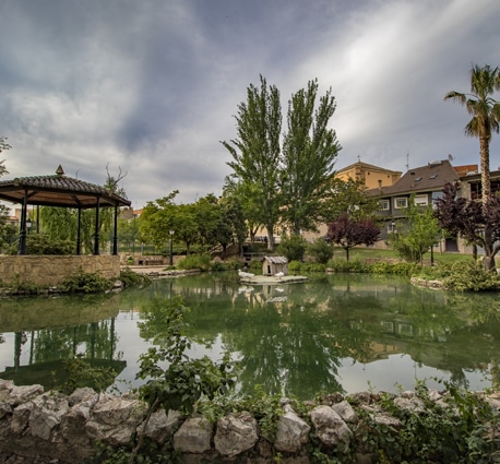 el Parque de los Morerales en Ayora, Valencia