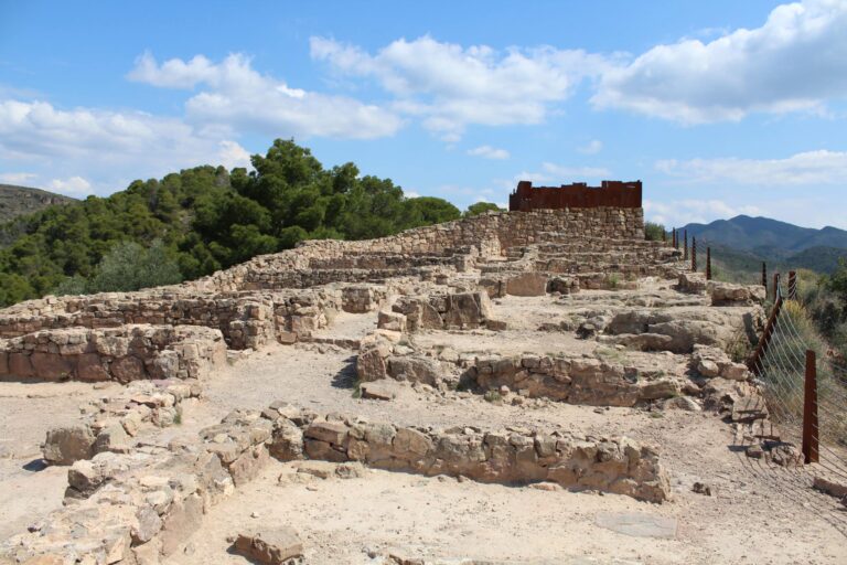 El puntal del LLops, Olocau