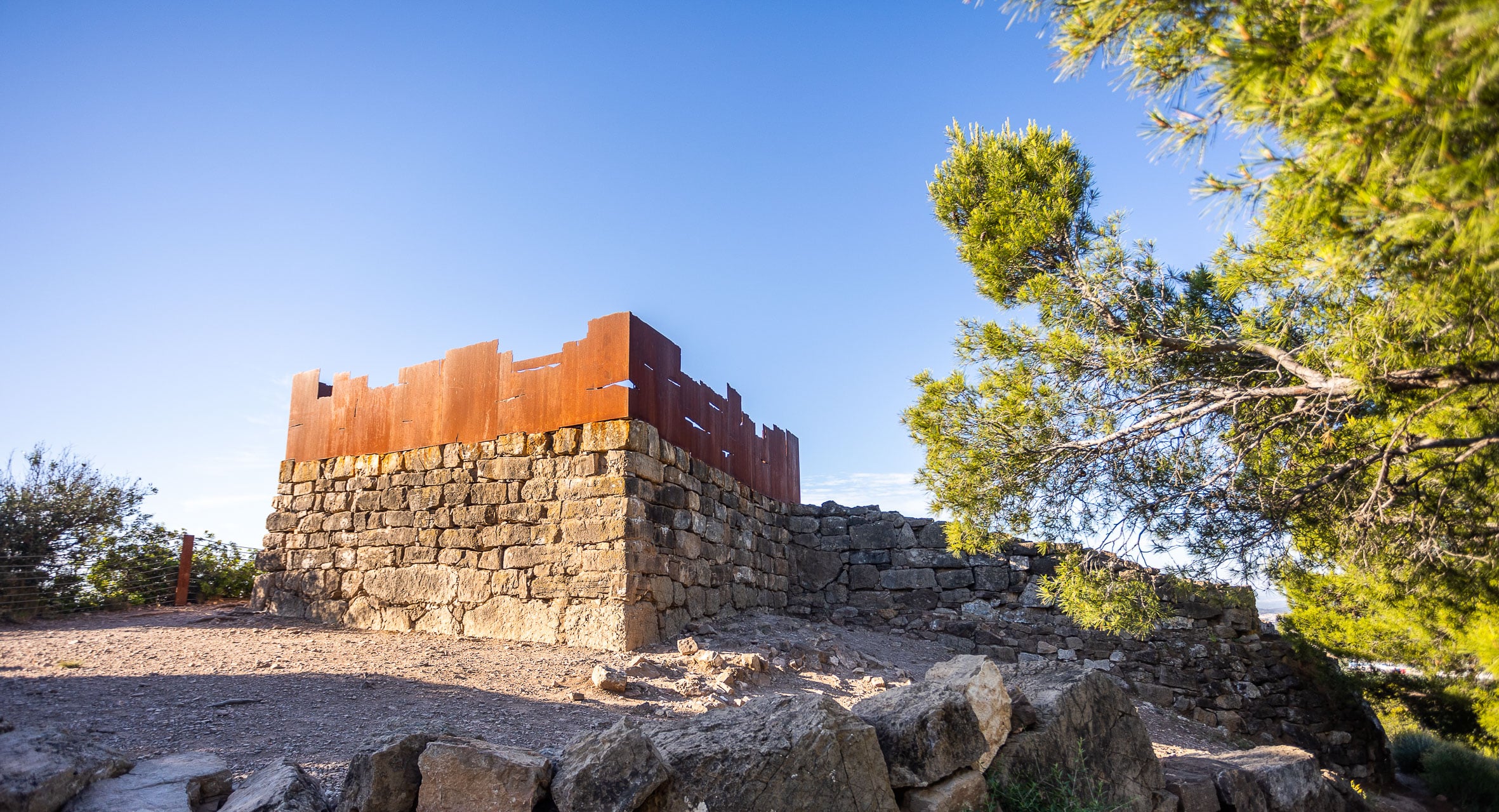 El puntal del LLops, Olocau