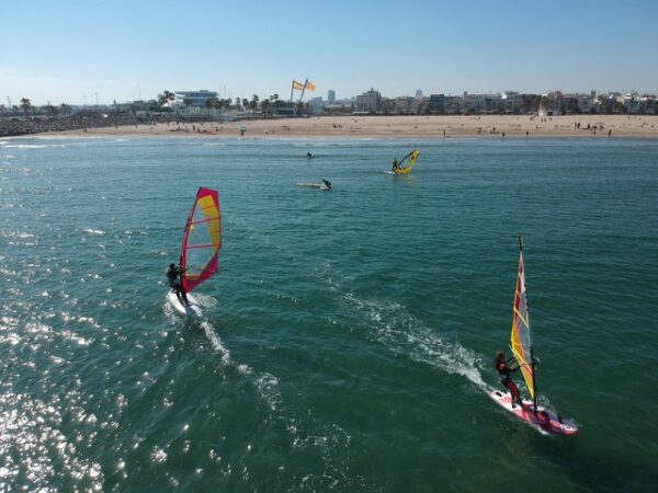 Paddle surf y windsurf en el centro de Valencia - Imagen 2