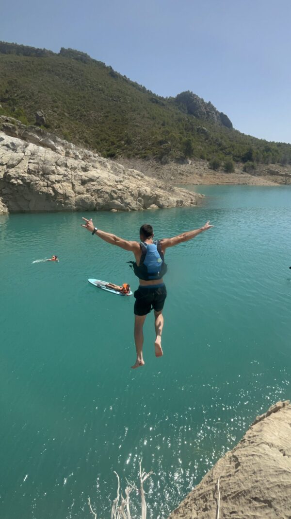 Multiadventure in the Loriguilla reservoir (Chulilla, Valencia)