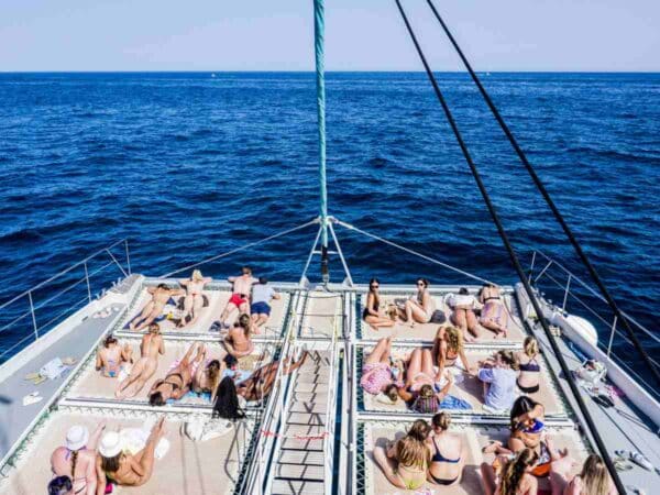 Excursión en barco con baño en Valencia - Imagen 4