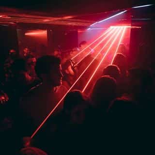 oven-club-latex-club-club-valencia
