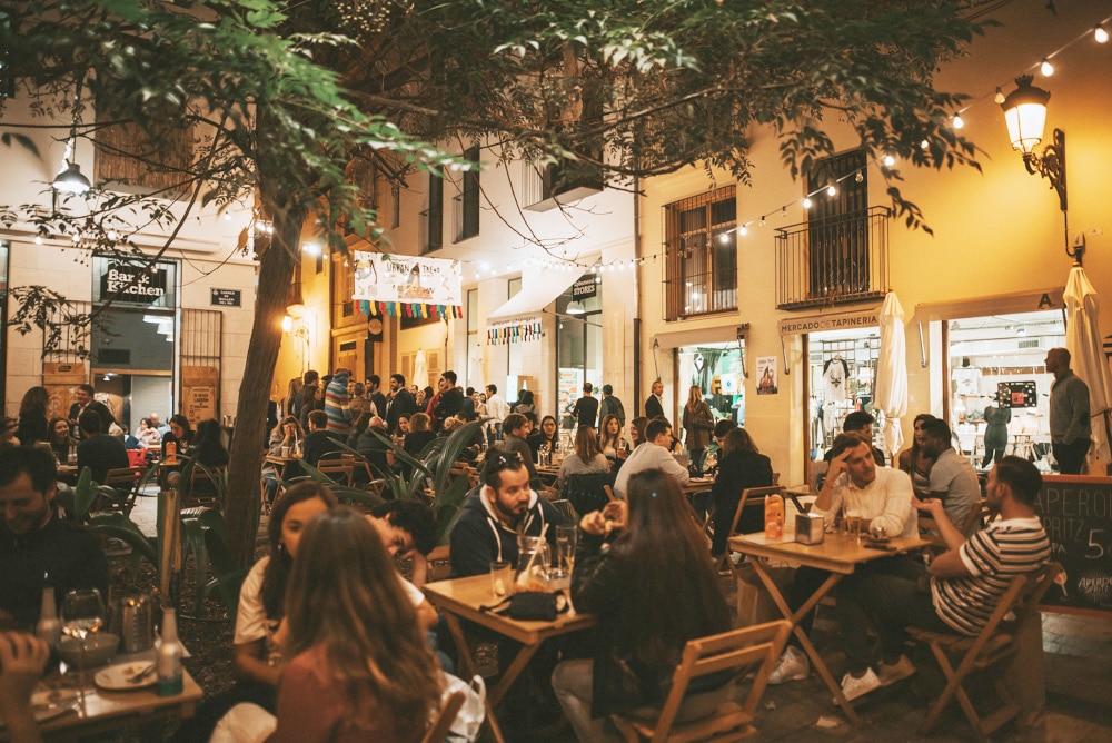 rastro-weekend-mercado-de-la-tapineria-en-valencia