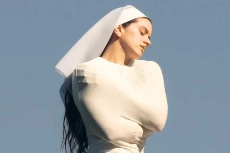 rosalia-lux-concierto-roig-arena-valencia