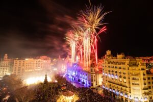 musica-fuegos-artificiales-navidad-valencia-espectaculo-piromusical