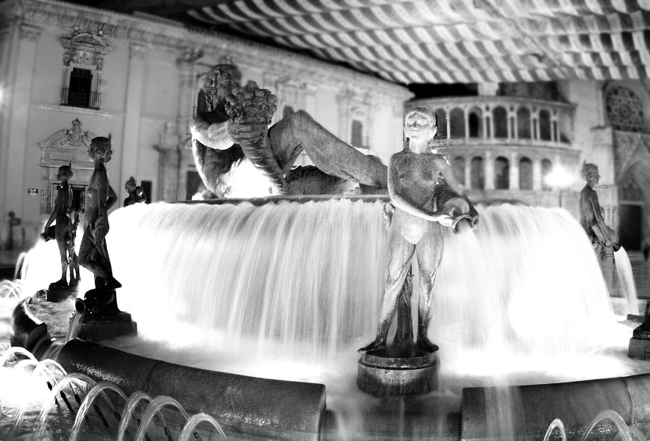 Fuente del Turia y las Acequias en Valencia